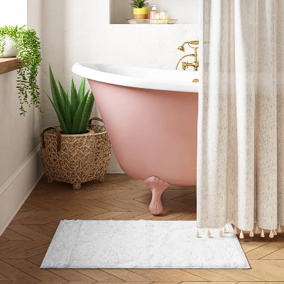 Floral Bath Rug True White - Opalhouse™ Floral Bath Rug True White - Opalhouse™ -Dream Interiors Shop GUEST f9aaec36 7b91 4180 b7fe 4aff7b31efe4